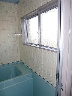 Bath. Clean bathroom (^ _-) - ☆