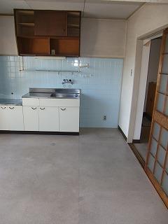 Kitchen. There is a refrigerator space