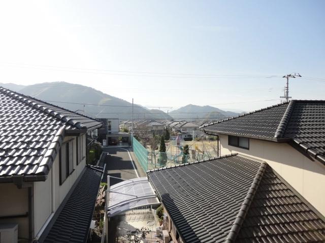 View photos from the dwelling unit