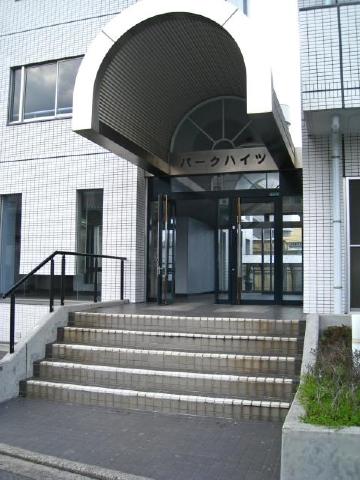 Entrance. Matsuyama Yamakoshi Park Heights Entrance residential