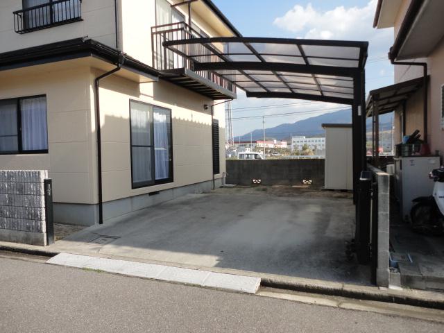 Parking lot