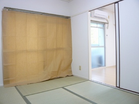 Living and room. Japanese-style room 6 quires