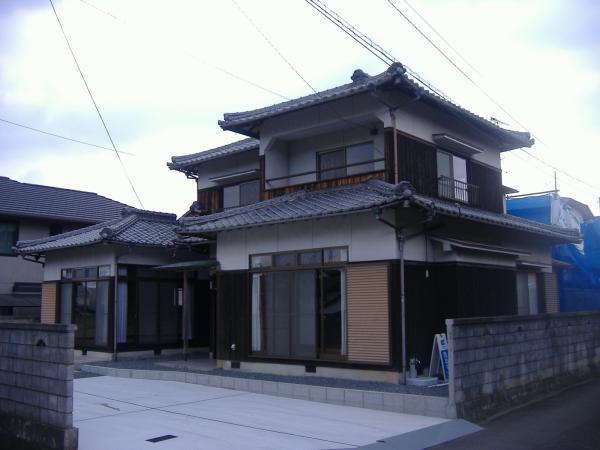 Local appearance photo. It is calm Japanese-style house