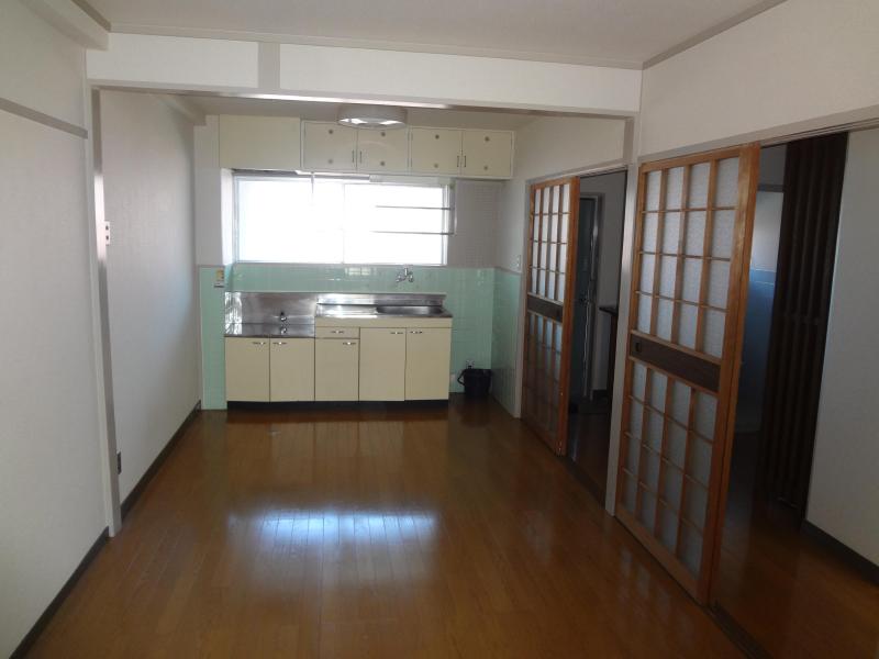 Living and room. The first Nagai Mansion living