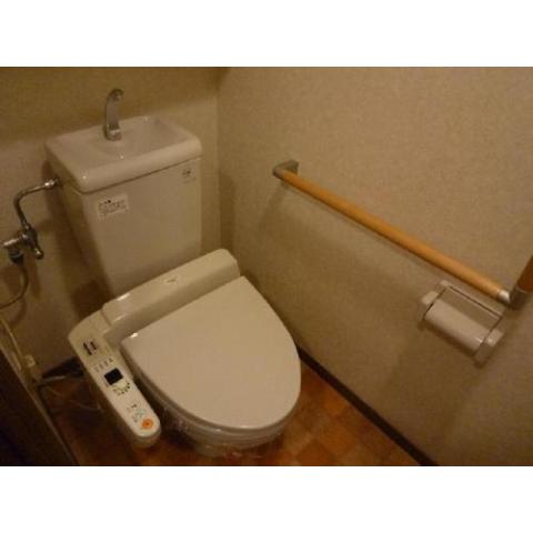 Toilet