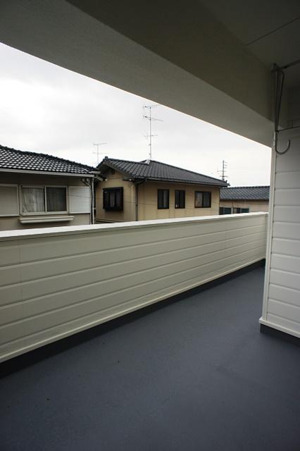 Balcony. South roof balcony