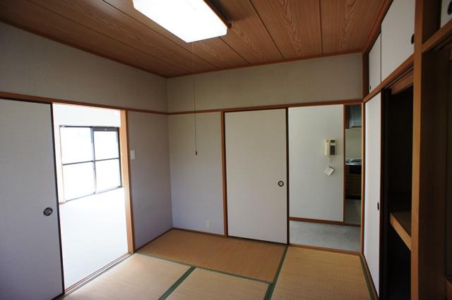 Non-living room. Japanese style room