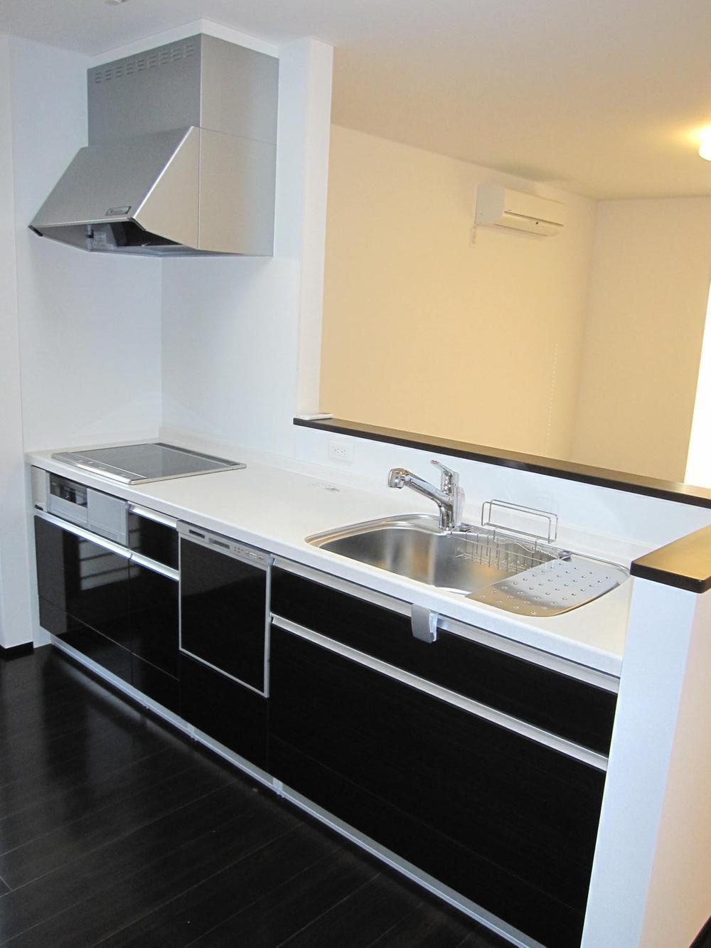 Kitchen. Indoor (March 2013) Shooting