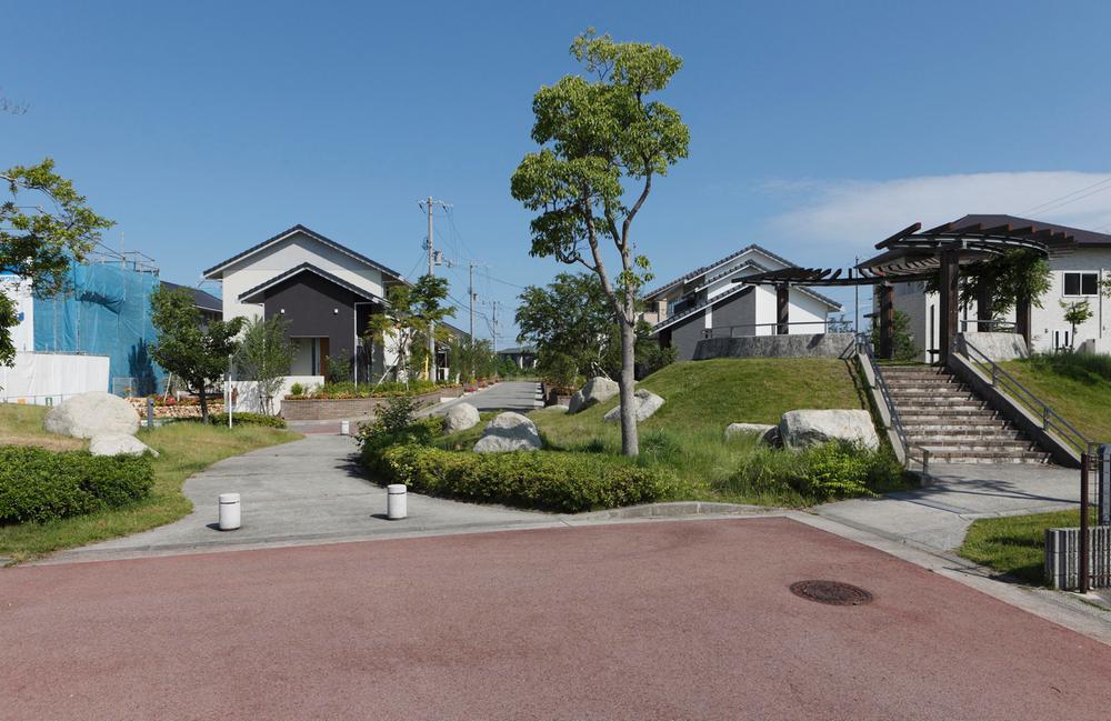 Sale already cityscape photo. Sale already the city average