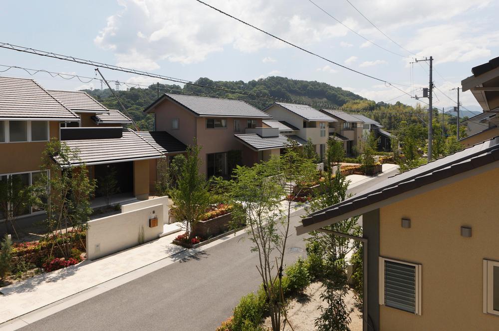 Sale already cityscape photo. Sale already the city average