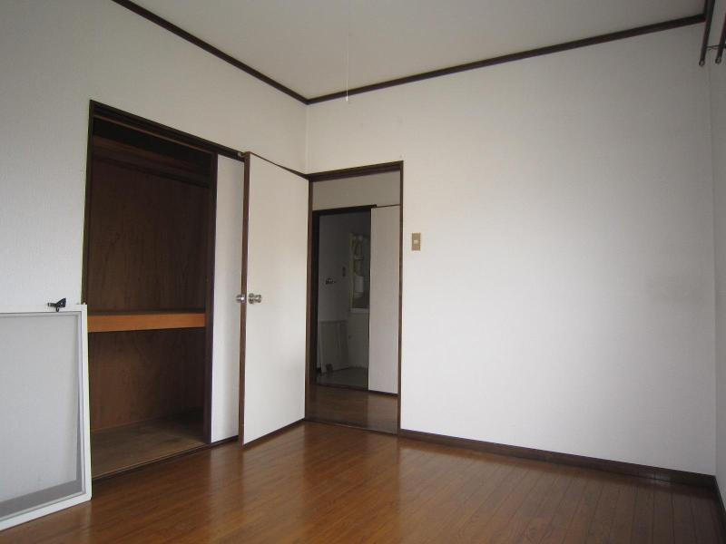 Living and room. Cement-cho Corporate Kato Western style room