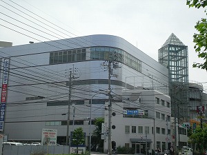 Supermarket. Fujiguran 513m to Matsuyama (super)