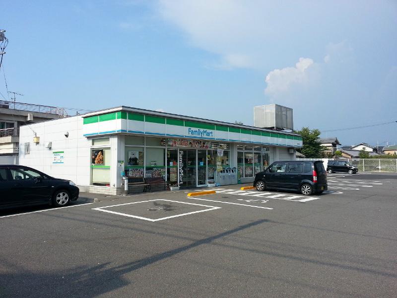 Other. It is about a 4-minute walk from the Family Mart Minamisaya the town shop.