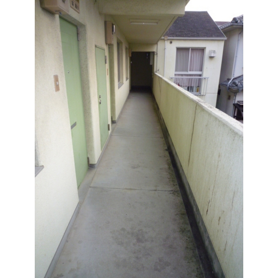 Other common areas. Corridor