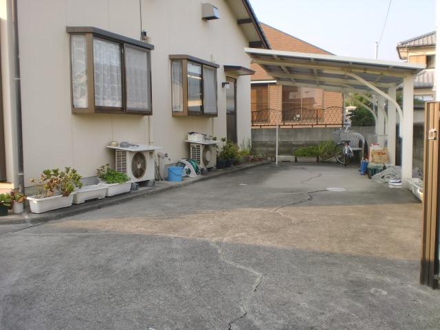 Local appearance photo