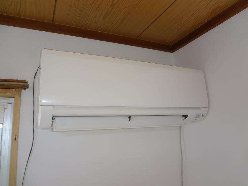 Other Equipment. Nishiishii 6-chome 2DK Air conditioning