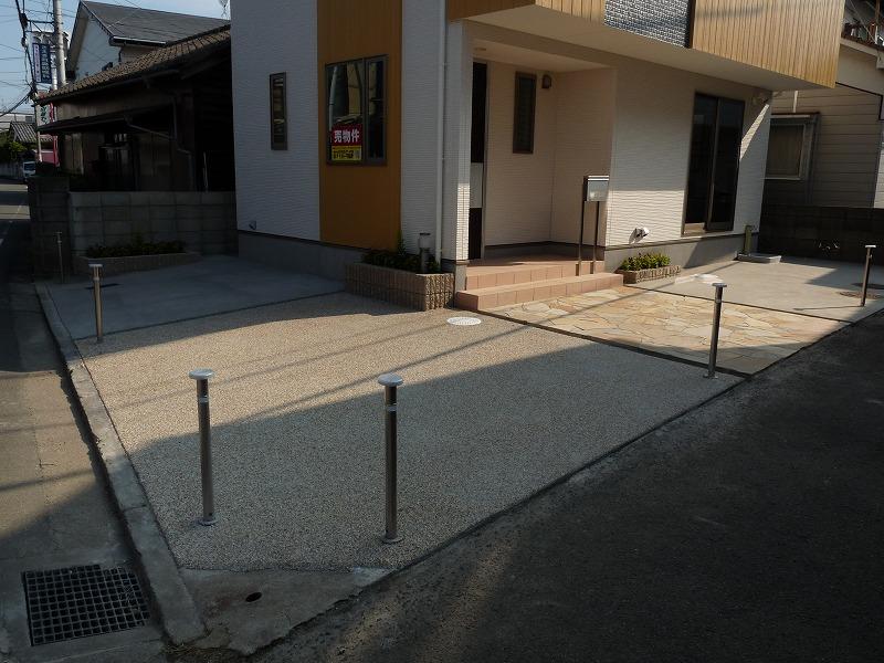 Other local. Parking spaces also ensure 3 cars