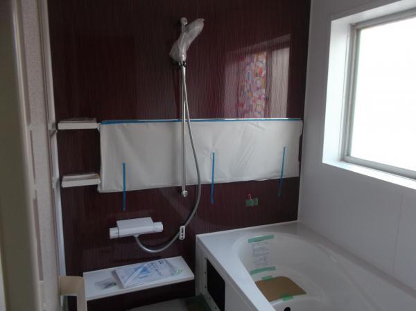 Bathroom. Was combined vanity and color.