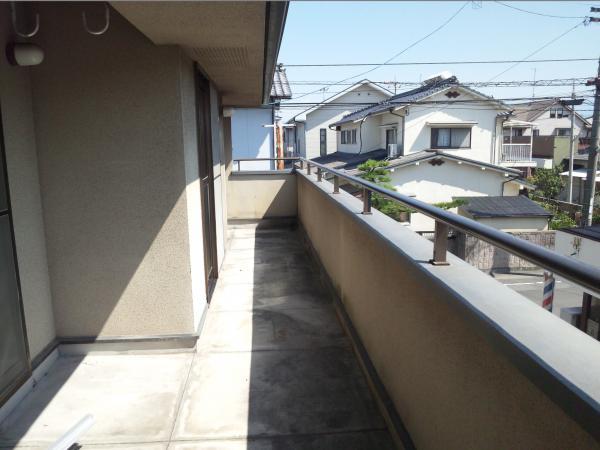 Balcony. 2F veranda There are three places, Ventilation good.