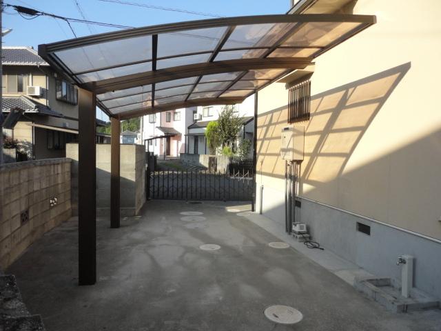 Parking lot