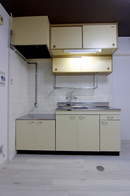 Kitchen. Kitchen two-burner gas stove can be installed