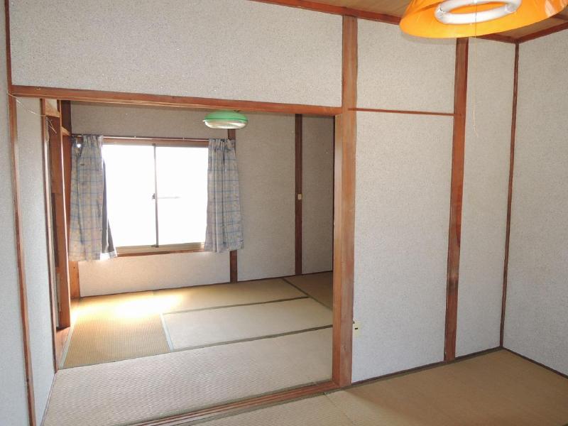 Other. Spacious Japanese-style room (^ - ^)