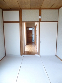 Living and room. Japanese-style room 6 quires