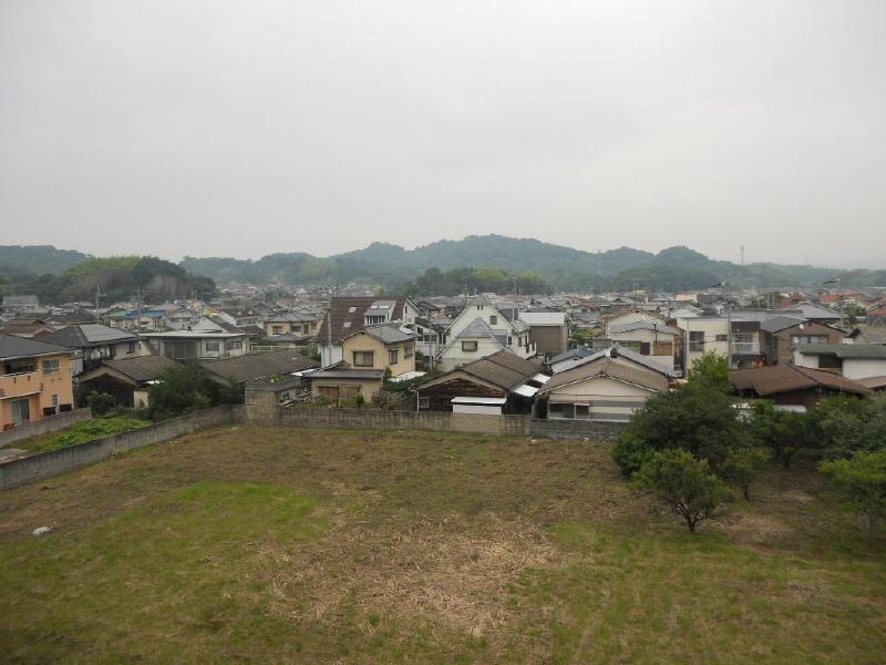 Balcony. Niihama-cho Minatosan Mansion View from the balcony