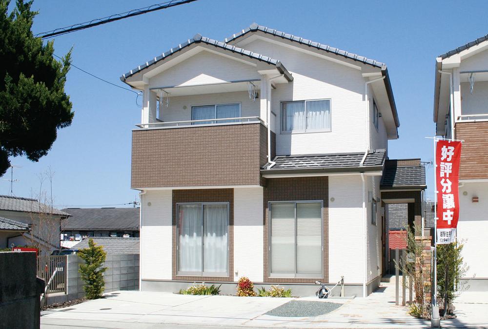 Local appearance photo