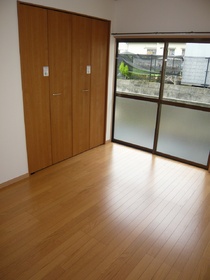 Living and room. 1F Western-style 6 tatami flooring