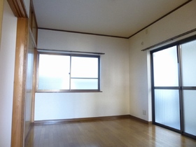 Living and room. Hiroshi 6 Pledge