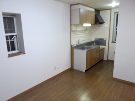 Living and room. Dining kitchen 7.4 Pledge