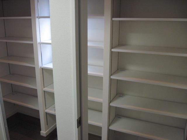 Receipt. Popular with wife! Shoes cloak