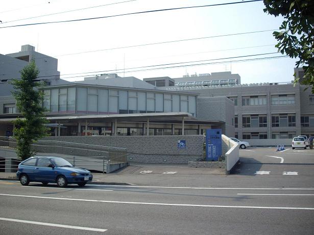 Hospital. (Goods) Sekizenkaifuzokujuzensogobyoin to (hospital) 556m