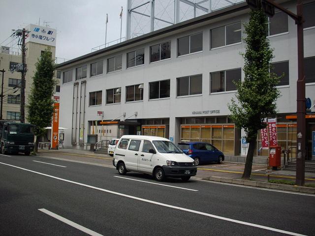 post office. Niihama Maeda post office until the (post office) 943m