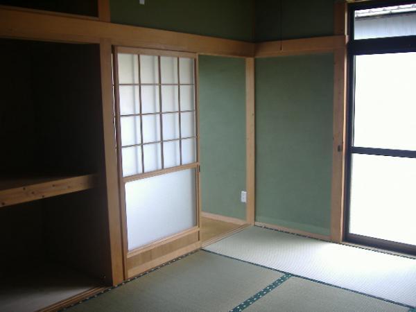 Non-living room. Japanese-style room! Tatami mat was exchange