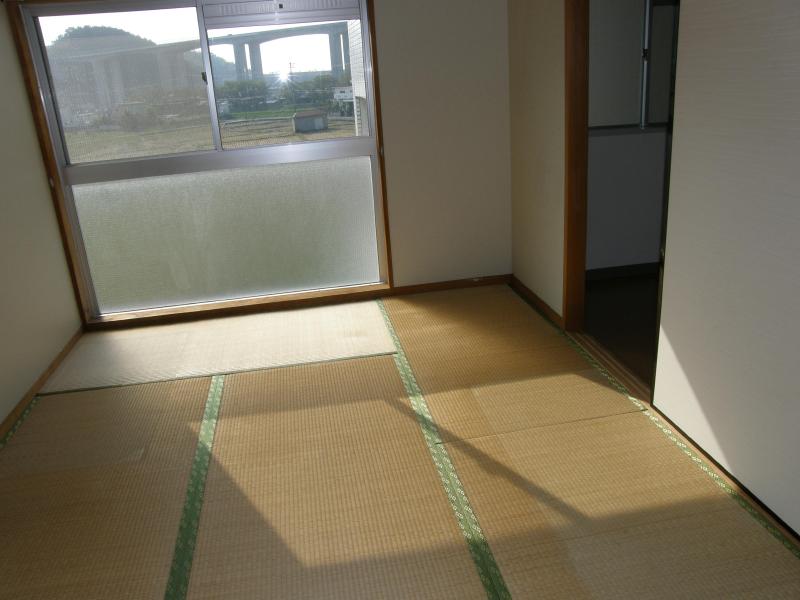 Other room space. ** Japanese-style **