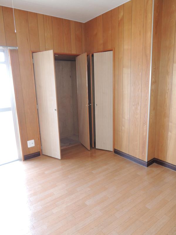 Other room space. * Western-style → LDK *