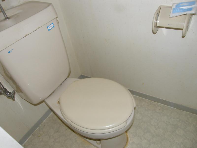 Washroom.  ☆ toilet ☆