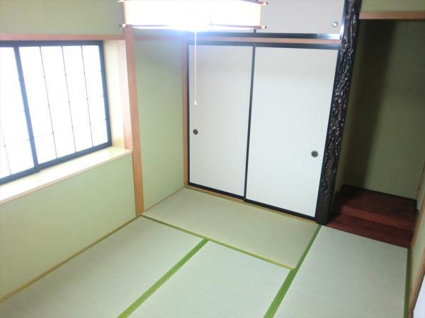 Non-living room. Between the second floor Japanese-style room 6 tatami