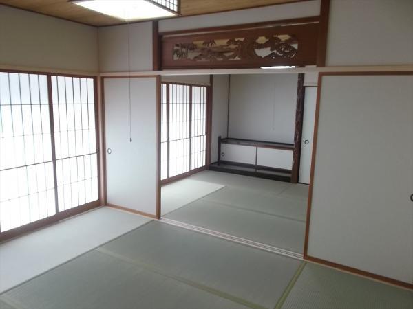 Non-living room. 6 tatami is +6 tatami Tsuzukiai.