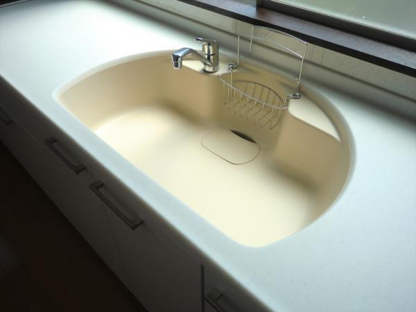 Other Equipment. Sink even human large color sink