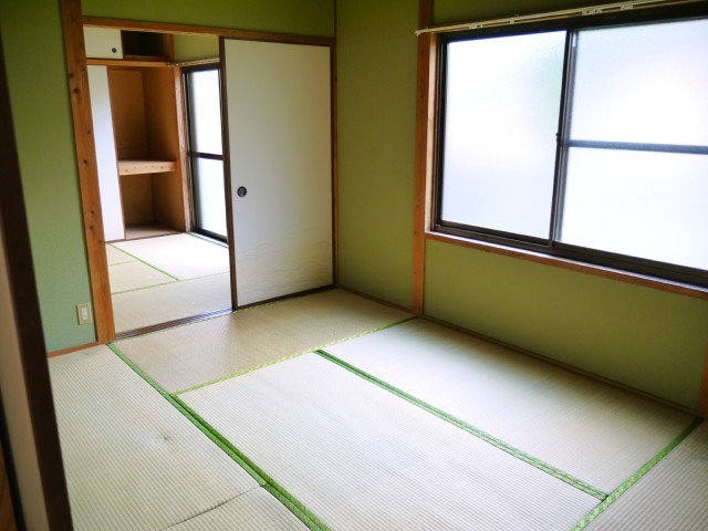 Other room space. It is the state of the Japanese-style room