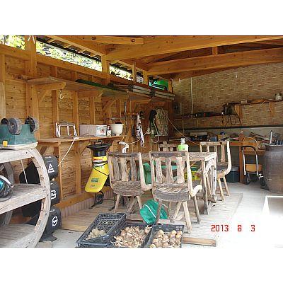 Garden. I want to immerse yourself in the hobby in the bright workshop! 