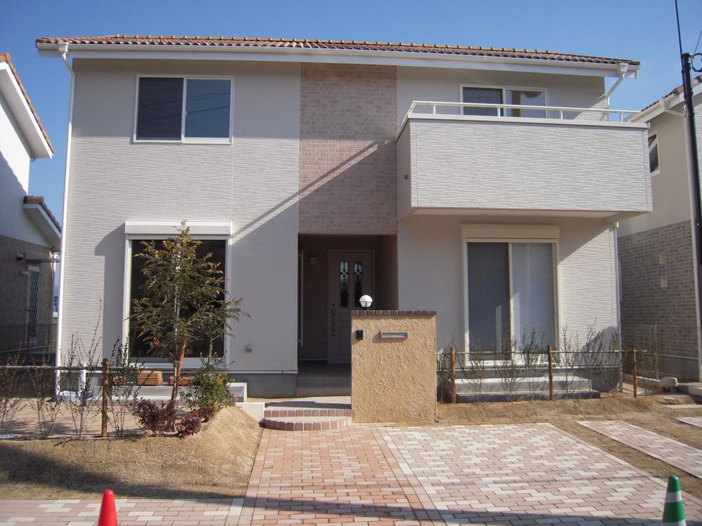 Local appearance photo. Miwa Soleri 16th ready-built house. 2-4 No. land (February 2013) Shooting.