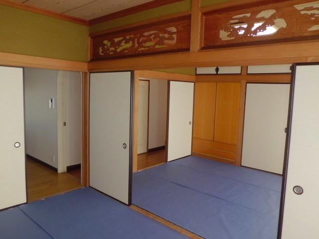 Other introspection. First floor Japanese-style room