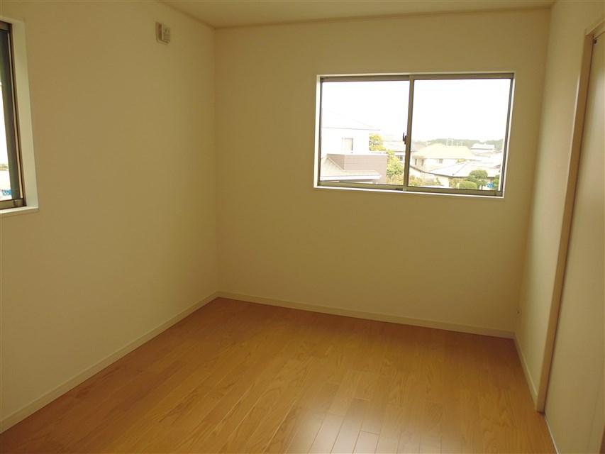Non-living room. Akarui 2 Kaiyoshitsu