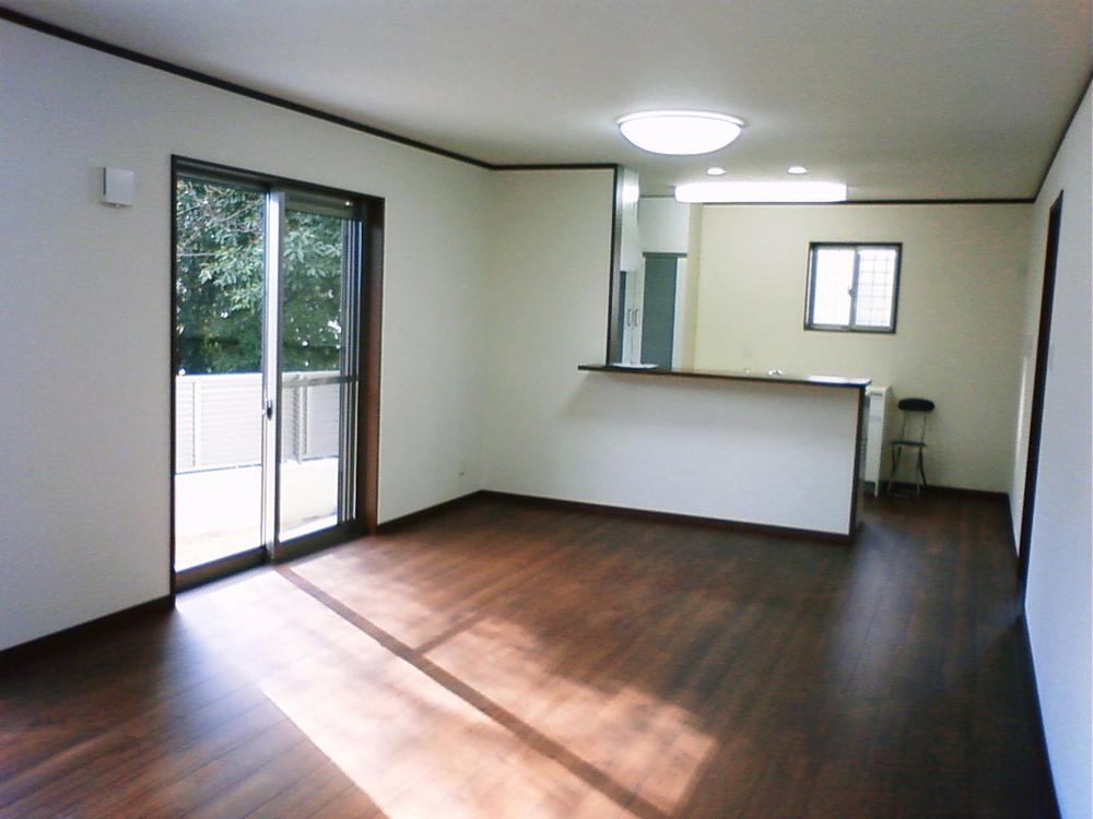 Same specifications photos (living). Same specifications appearance photo