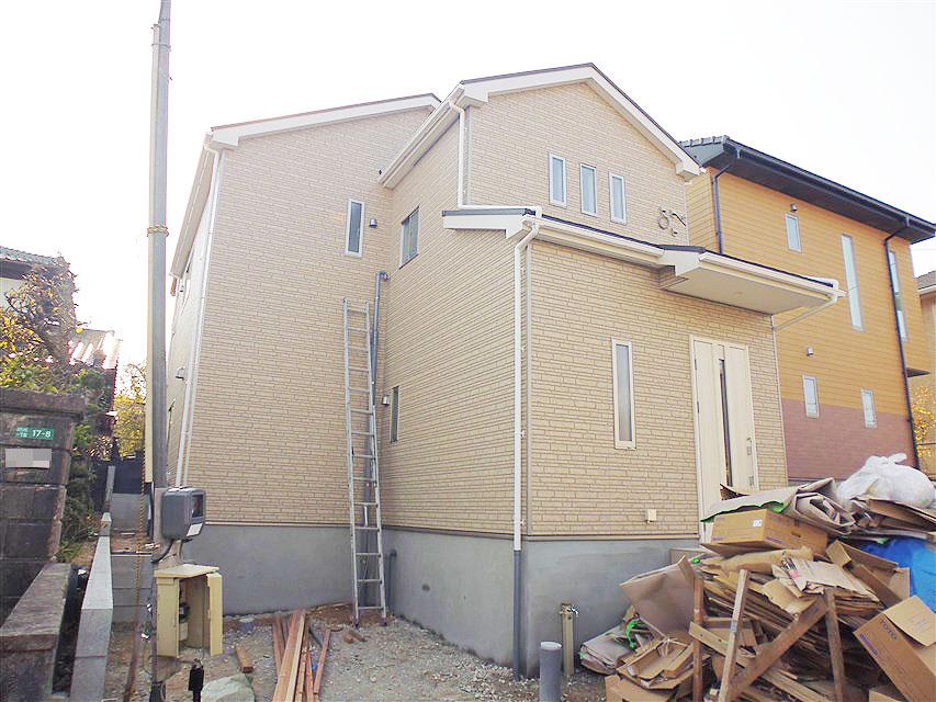 Local appearance photo. Local photo (2013 November 24, 2008)