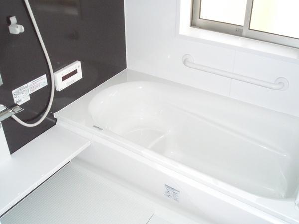 Bathroom. It is the same specifications of the same construction company